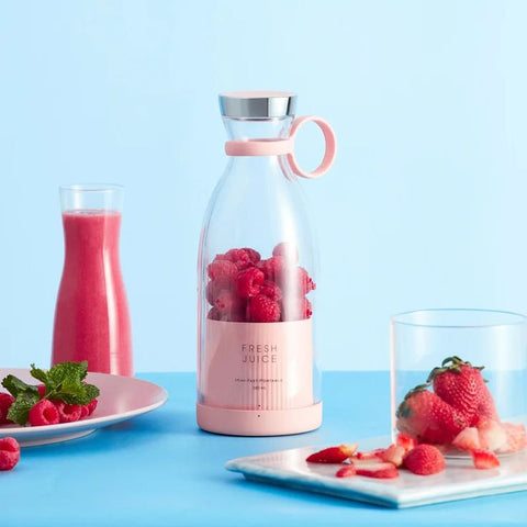 Portable Electric Bottle Juicer For Shakes And Smoothies - Mini Fast Portable Juicer Blender USB Rechargeable